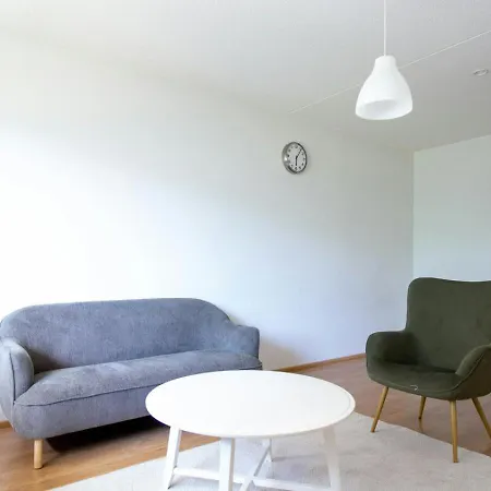 And Spacious For 4 Hanko