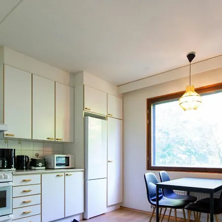 And Spacious For 4 Appartement Hanko